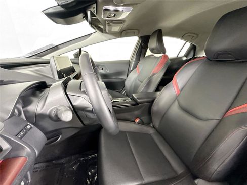 Certified 2025 Toyota Prius XSE image 15