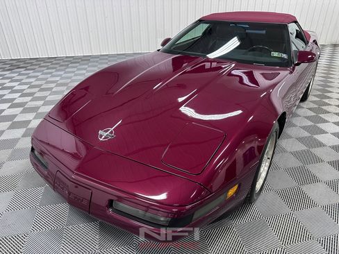 Used 1993 Chevrolet Corvette Convertible 2D image 6