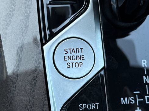 Certified 2023 BMW X5 xDrive40i w/ M Sport Package image 27