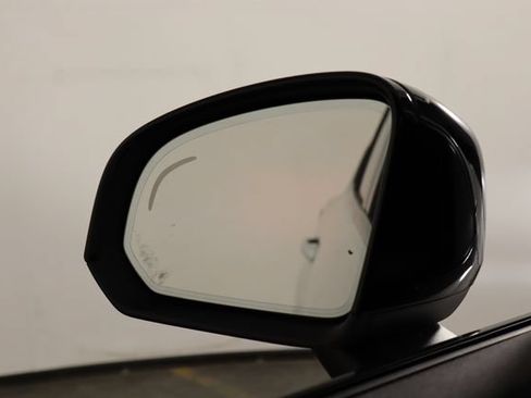 Used 2023 Volvo C40 P8 Recharge Ultimate AWD/4WD image 41