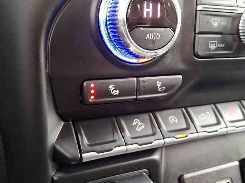 Used 2021 GMC Sierra 1500 Elevation w/ Preferred Package image 24