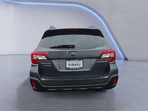 Used 2019 Subaru Outback 2.5i image 4