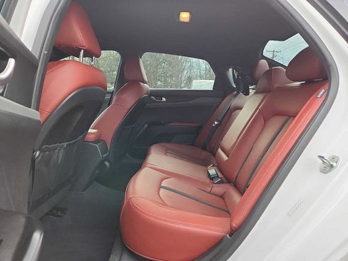 Used 2024 Kia K5 GT-Line w/ GT-Line Premium Package image 10