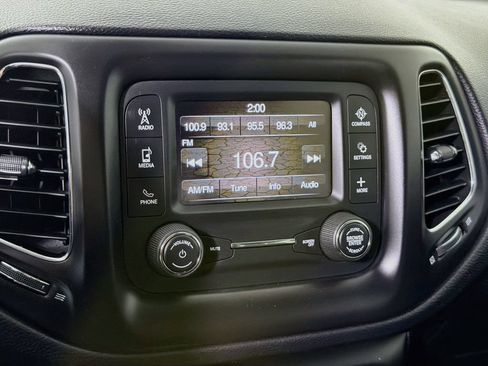 Used 2018 Jeep Compass Sport FWD image 17