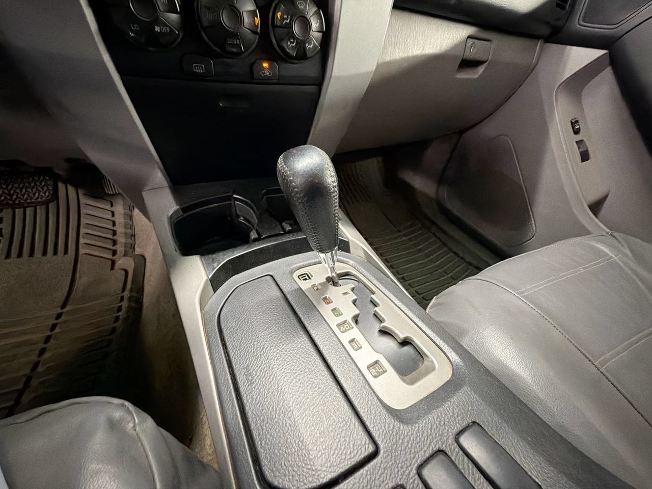 Used 2005 Toyota 4Runner SR5 RWD image 14
