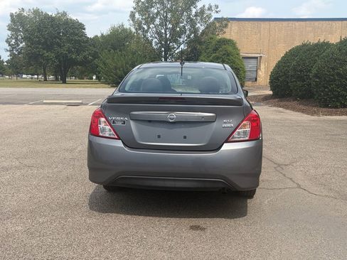 Used 2018 Nissan Versa SV w/ SV Special Edition Package FWD image 5