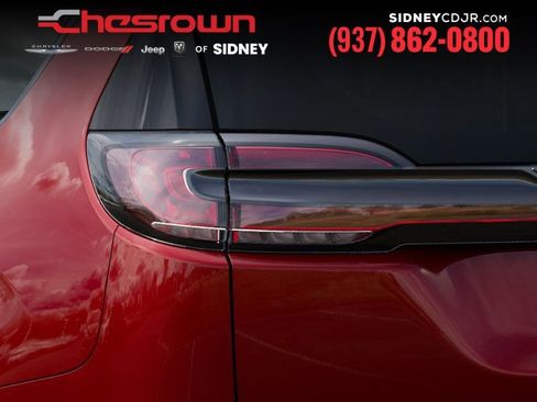 New 2026 Chrysler Pacifica Select w/ S Appearance Package image 9