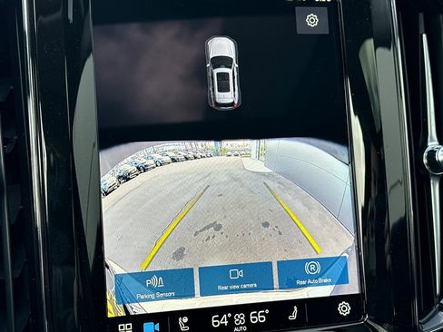 New 2025 Volvo XC60 T8 Core w/ Protection Package Premier image 21