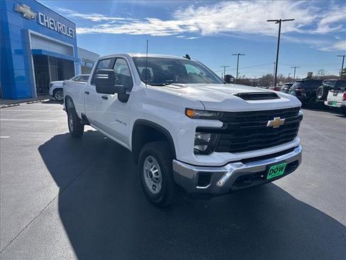 Used 2024 Chevrolet Silverado 2500 W/T w/ WT Convenience Package image 4