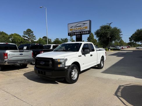 Used 2015 Ford F150 XL w/ Equipment Group 101A Mid RWD image 3