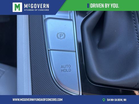 New 2025 Hyundai Elantra Limited FWD image 25