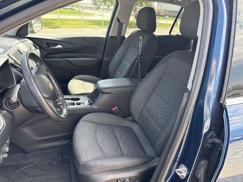 Used 2020 Chevrolet Equinox LT w/ Driver Convenience Package FWD image 42