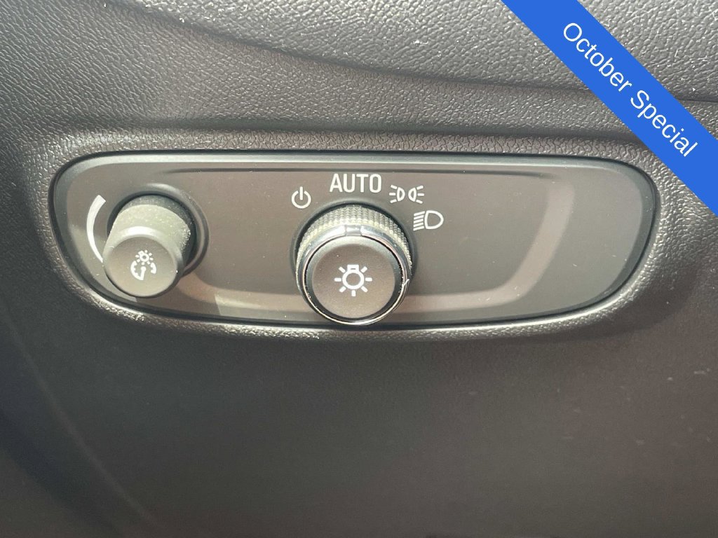 Used 2024 Chevrolet Equinox RS w/ RS Leather Package FWD image 27