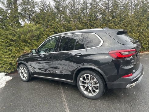 Used 2023 BMW X5 xDrive40i w/ Premium Package image 31