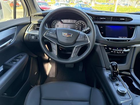 New 2026 Cadillac XT5 Luxury w/ LPO, Premium Carpet Package image 17