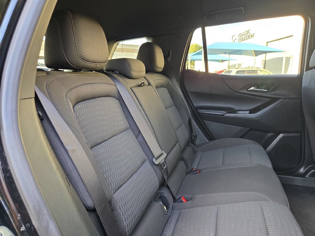 Used 2026 Chevrolet Equinox LT FWD image 30