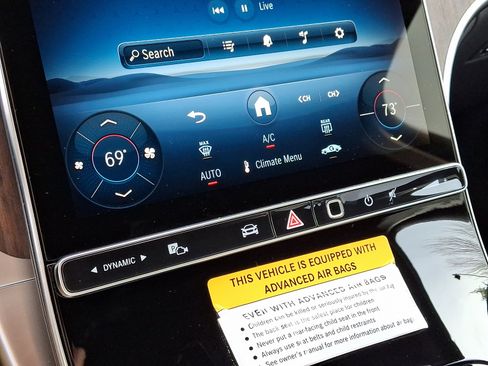 New 2025 Mercedes-Benz GLC 300 4MATIC image 13