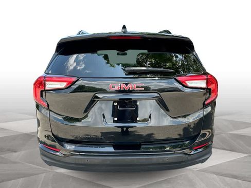 Used 2023 GMC Terrain SLE w/ Driver Convenience Package FWD image 7
