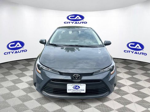 Used 2023 Toyota Corolla LE FWD image 10