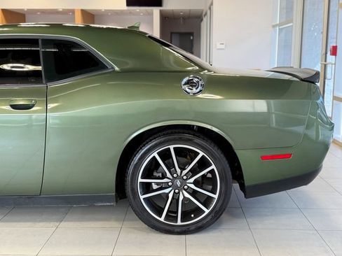 Used 2023 Dodge Challenger R/T RWD image 9