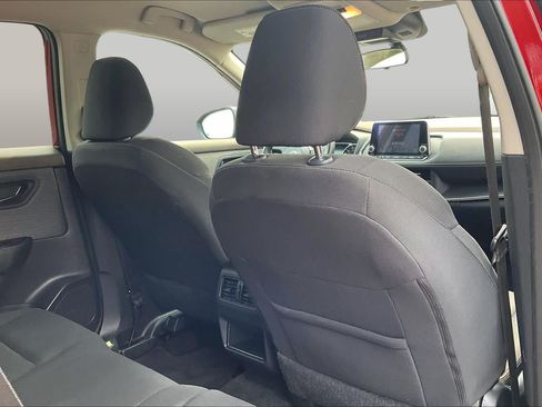Used 2023 Nissan Rogue S FWD image 18
