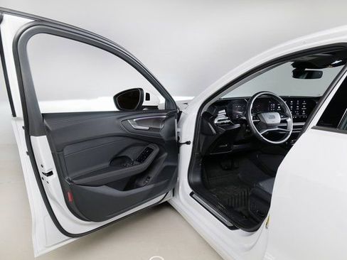 Certified 2025 Audi A5 2.0T Premium Plus w/ Premium Plus image 27