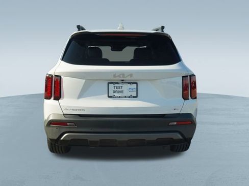 Used 2023 Kia Sorento X-Line EX image 8