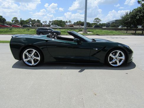 Used 2014 Chevrolet Corvette Stingray Convertible w/ 3LT Preferred Equipment Group RWD image 4