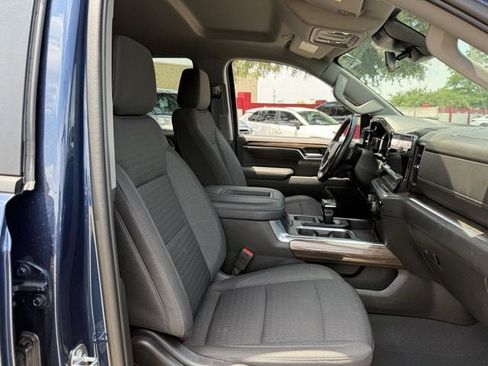 Used 2022 Chevrolet Silverado 1500 LT RWD image 29