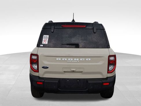 Used 2025 Ford Bronco Sport Outer Banks w/ Outer Banks Tech Package+ AWD/4WD image 12
