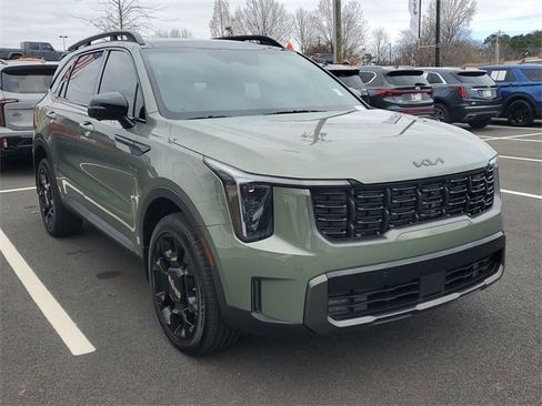 Certified 2025 Kia Sorento SX Prestige w/ Sage Leather Package image 3