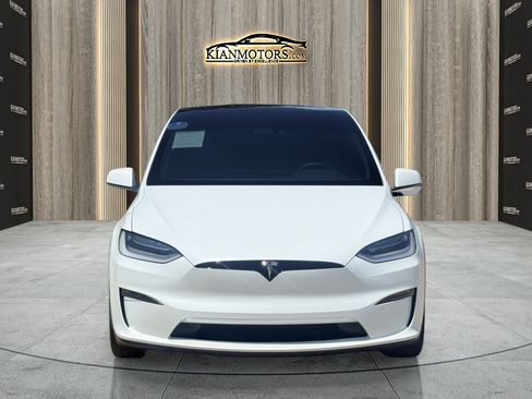 Used 2023 Tesla Model X AWD/4WD image 2