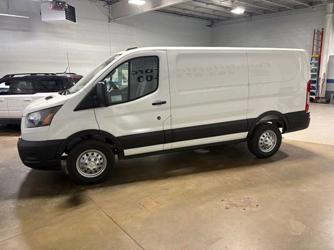 New 2026 Ford Transit 250 Low Roof AWD image 5