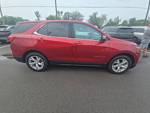 Used 2018 Chevrolet Equinox LT AWD/4WD image 3