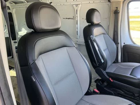 Used 2021 RAM ProMaster 2500 image 16