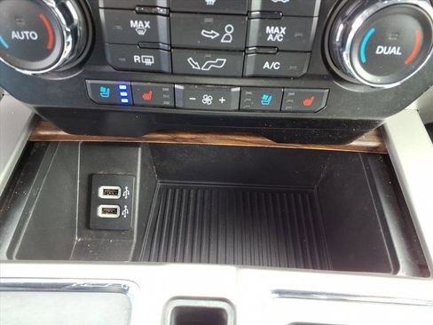 Used 2018 Ford F150 Lariat AWD/4WD image 13