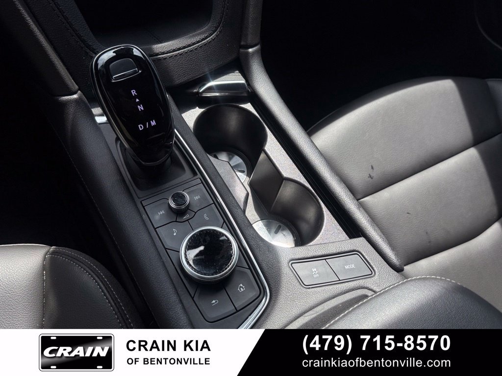Used 2024 Cadillac XT6 Luxury AWD/4WD image 17
