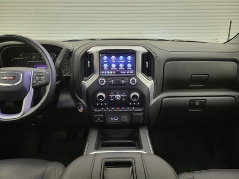 Certified 2021 GMC Sierra 1500 SLT image 46