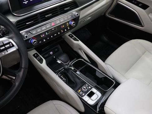 Used 2022 Kia Telluride S AWD/4WD image 32
