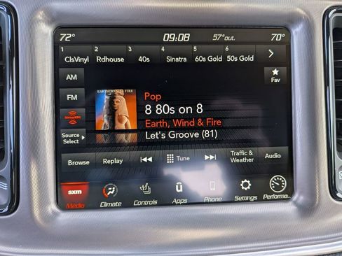 Used 2022 Dodge Challenger R/T Scat Pack w/ Driver Convenience Group image 25