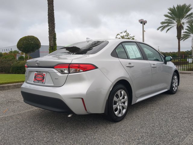 Certified 2025 Toyota Corolla LE FWD image 4