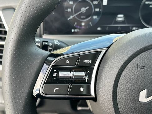 New 2026 Kia Seltos SX AWD/4WD image 23