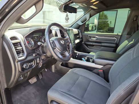 Used 2019 RAM 1500 Big Horn AWD/4WD image 13