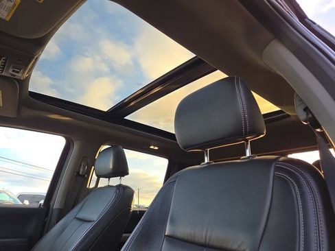 Used 2021 Ford F250 Lariat image 11