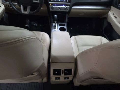 Used 2017 Subaru Outback 2.5i Limited w/ Popular Package #5 image 23