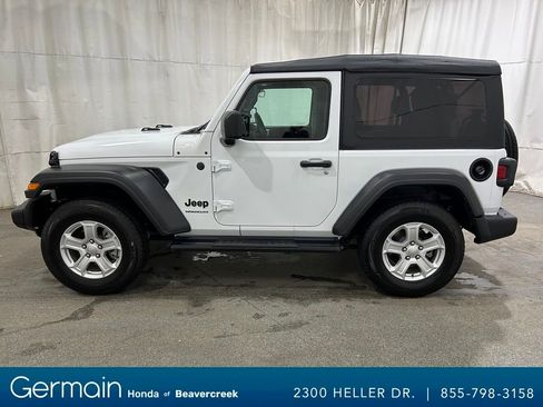 Used 2022 Jeep Wrangler Sport S image 5
