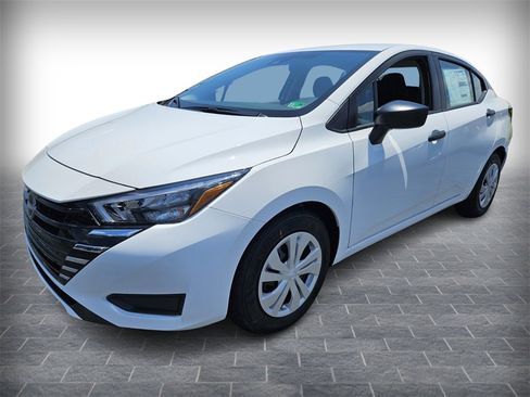 New 2025 Nissan Versa S w/ Trunk Package image 2