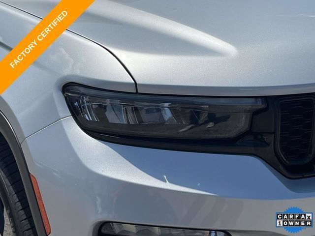 Certified 2024 Jeep Grand Cherokee Limited w/ Luxury Tech Group II AWD/4WD image 10