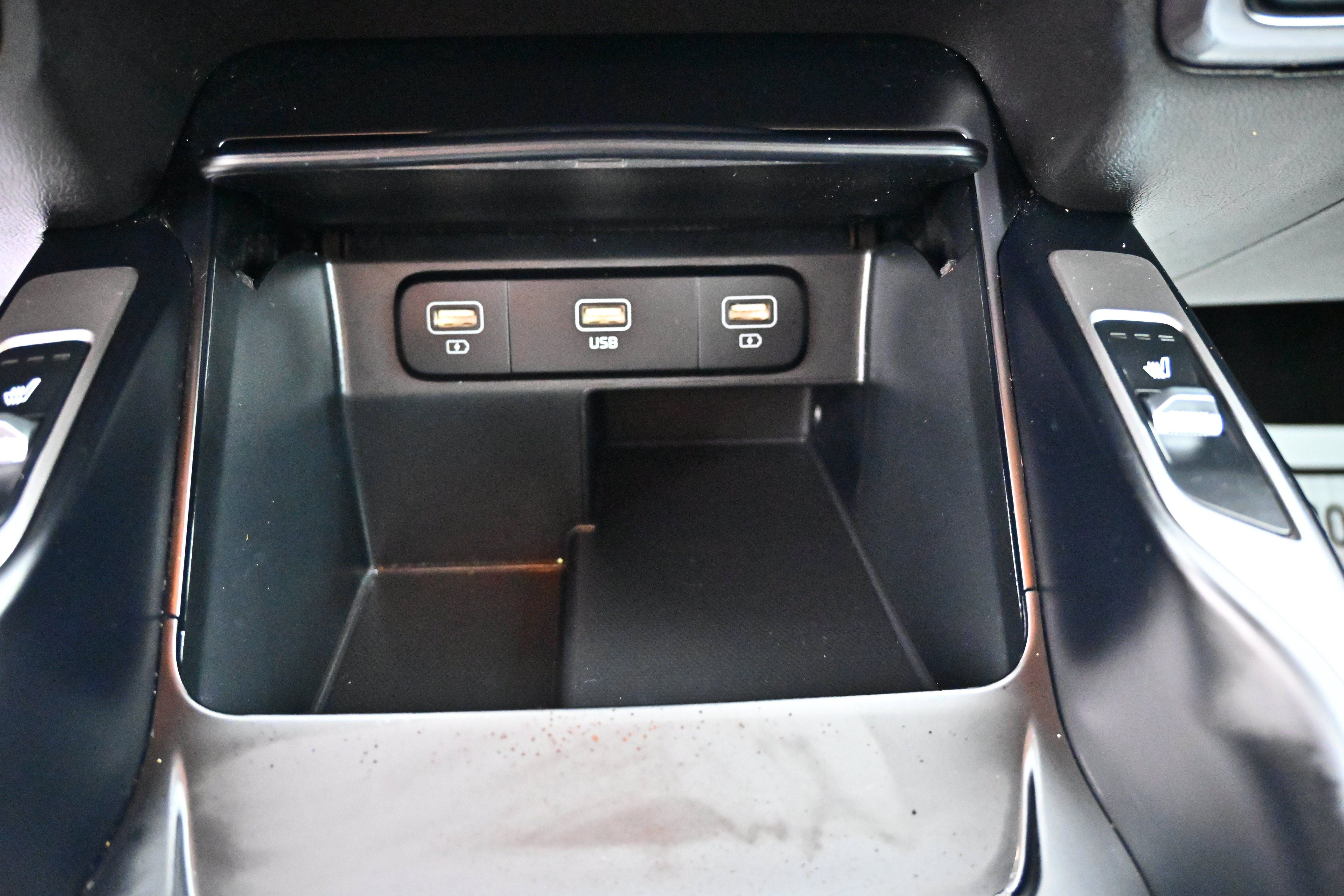 Used 2021 Kia Sorento S FWD image 29