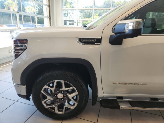 Used 2024 GMC Sierra 1500 SLT w/ SLT Premium Plus Package AWD/4WD image 7